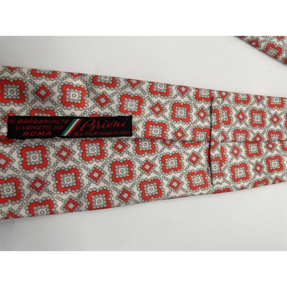 Brioni Italy Silk Tie Red Grey White Geometric Medallion Pattern Classic Mens